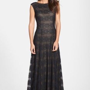Vera Wang black lace long formal dress